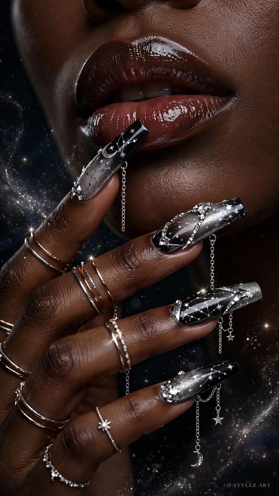 Lips and nails wallpaper — midnight glam